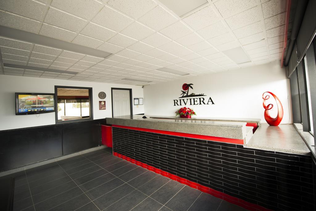 Riviera Motor Inn サスカトゥーン エクステリア 写真